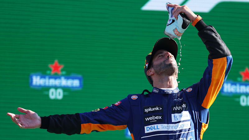 Daniel Ricciardo wint Italiaanse GP terwijl Verstappen en Hamilton crashen